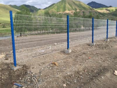 庙尔沟护栏网施工案例